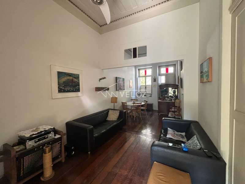 Apartamento em Laranjeiras