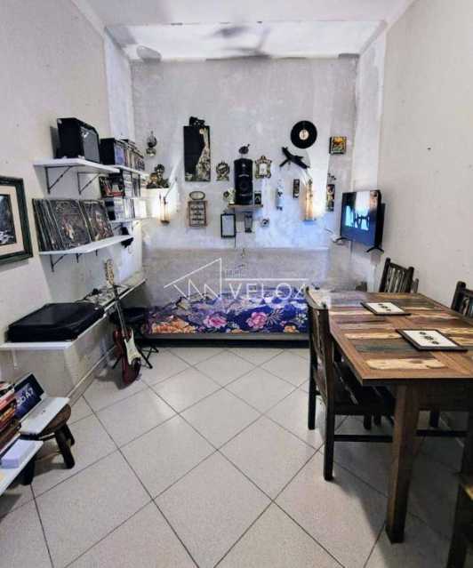 Apartamento em Glória