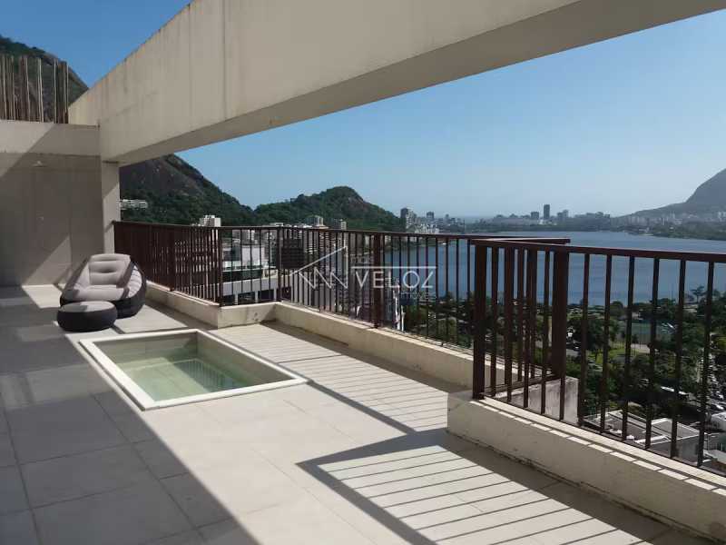 Cobertura, 3 quartos, 220 m² - Foto 15
