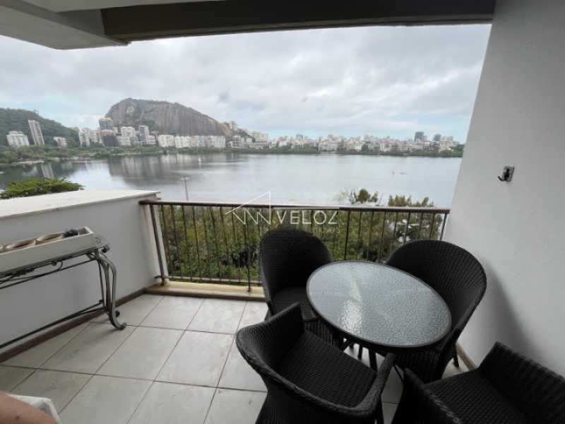 Apartamento em Lagoa