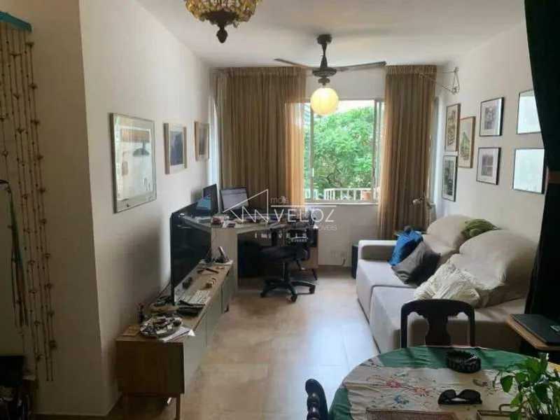Apartamento em Humaitá
