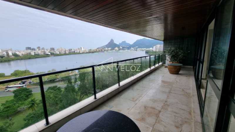 Apartamento em Lagoa