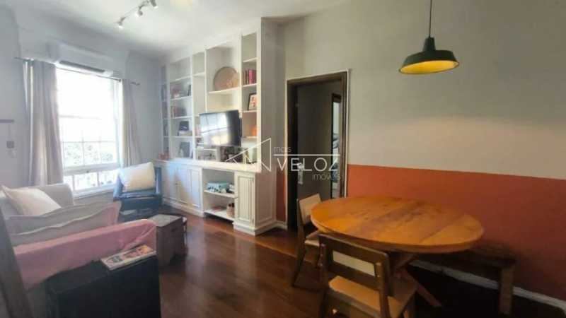 Apartamento em Cosme Velho