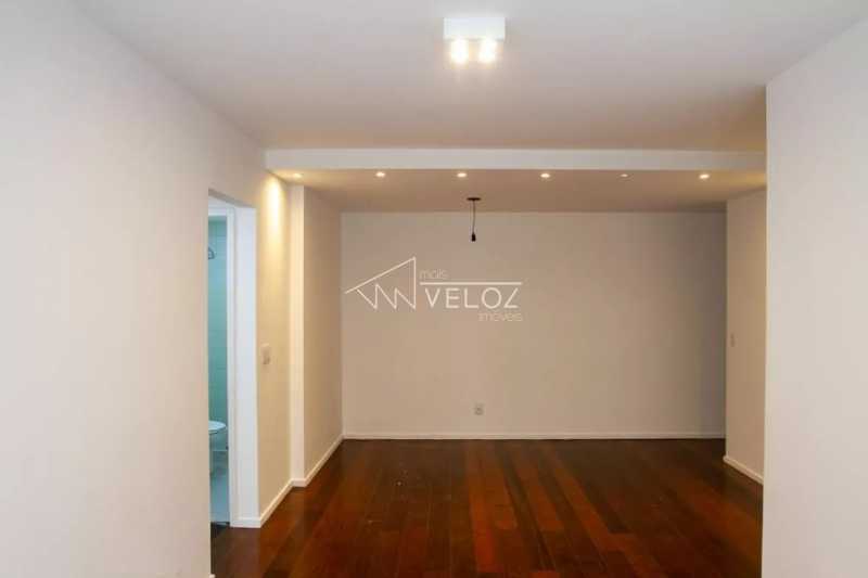 Apartamento em Lagoa