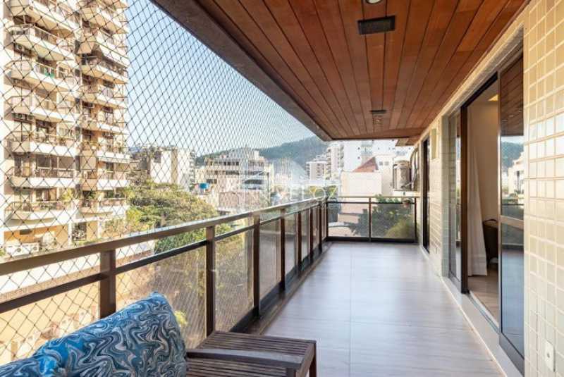 Apartamento em Leblon
