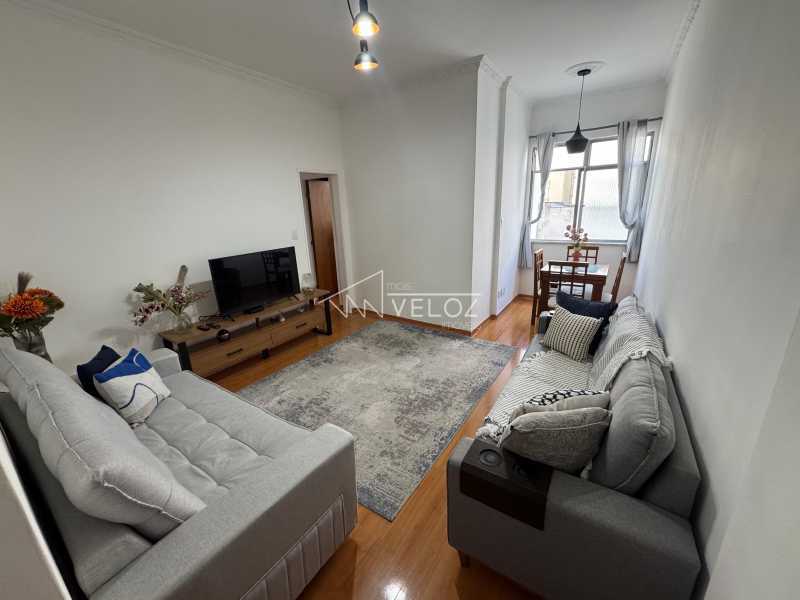 Apartamento em Laranjeiras