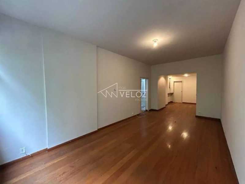 OPORTUNIDADE ÚNICA EM COPACABANA AMPLA, MODERNA E PRONTA PARA MORAR!