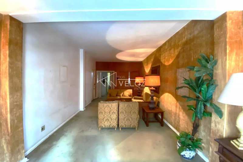 Apartamento em Leme