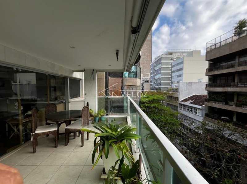 Apartamento em Leblon