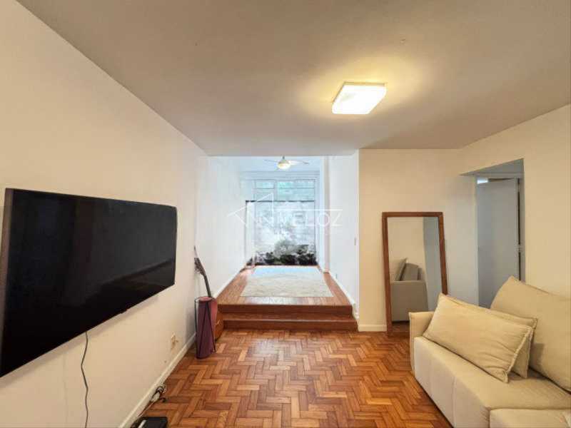 Apartamento em Leme