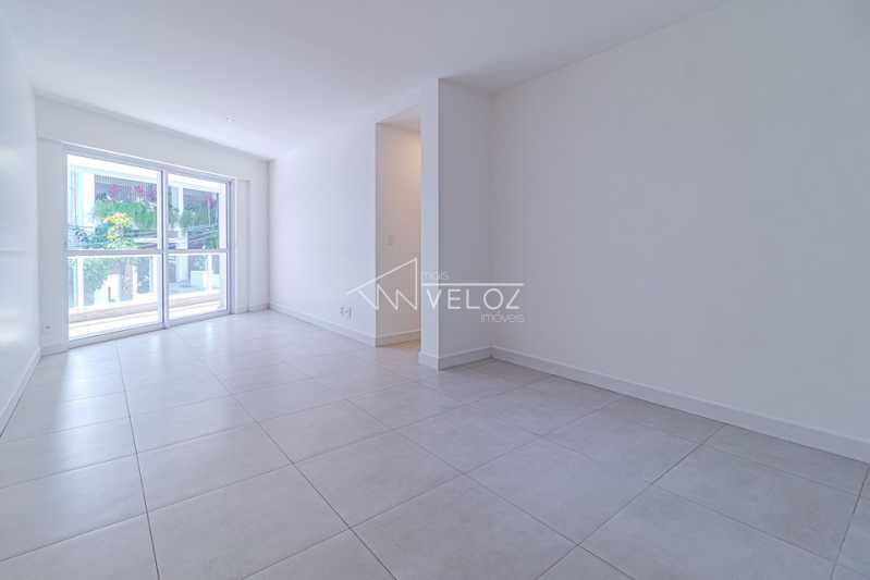 Apartamento em Lagoa