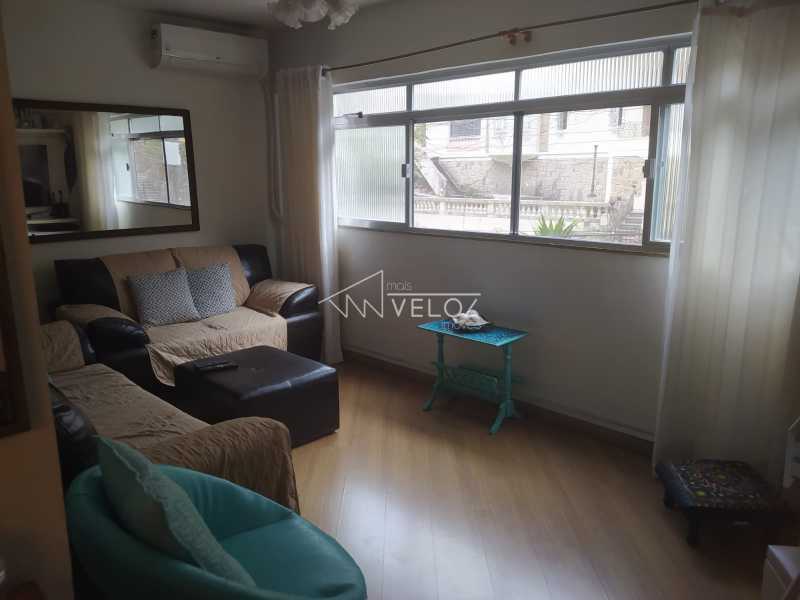 Apartamento em Glória