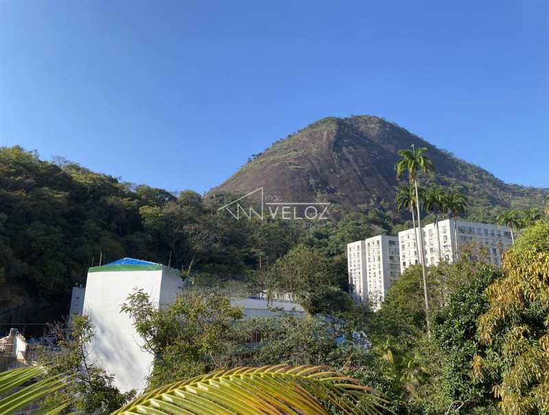 Apartamento em Cosme Velho