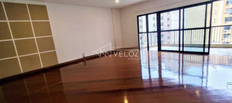 Apartamento em Copacabana