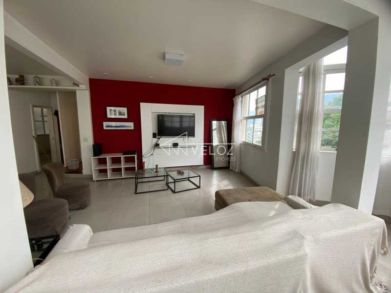 Apartamento em Lagoa