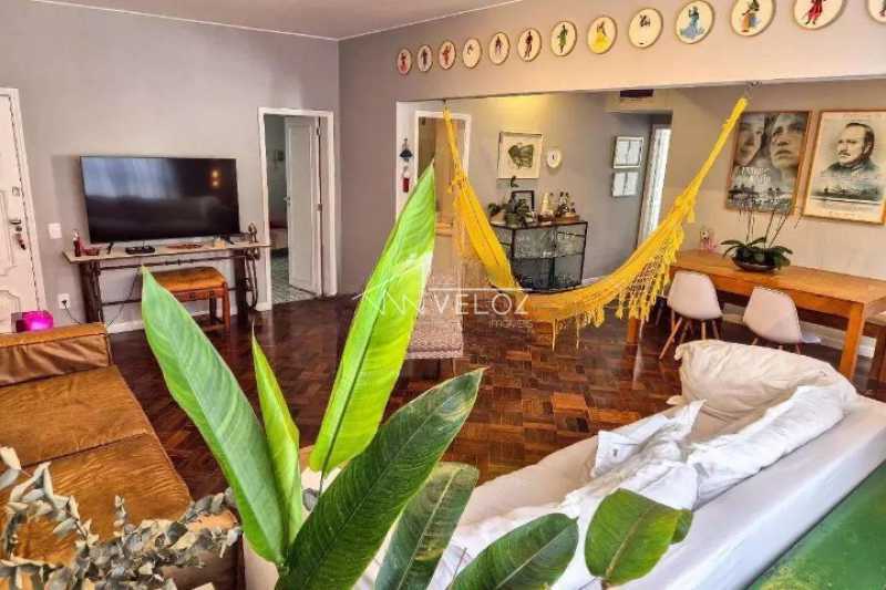 Apartamento em Lagoa