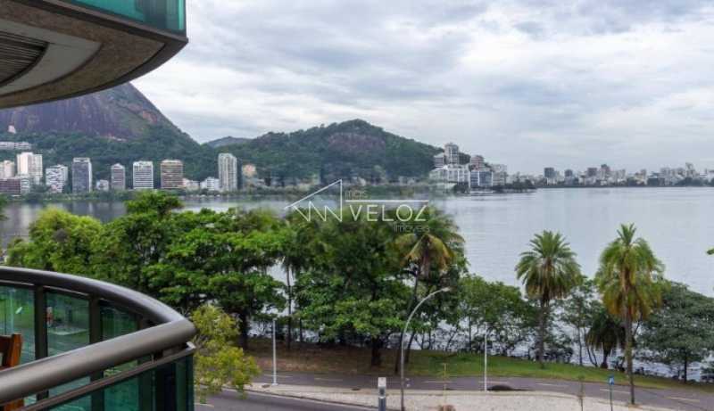 Apartamento em Lagoa