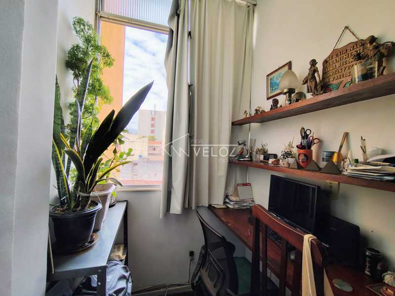 Apartamento em Glória