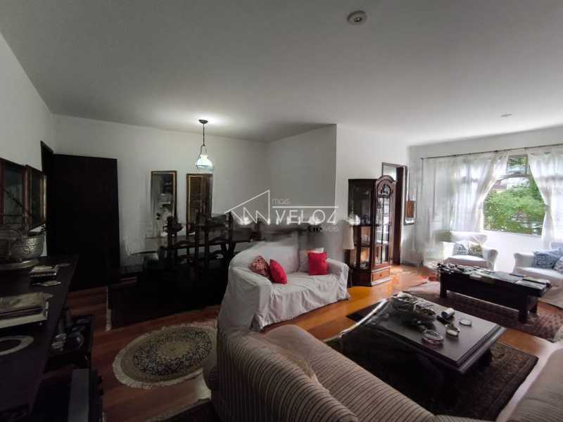 Apartamento em Lagoa