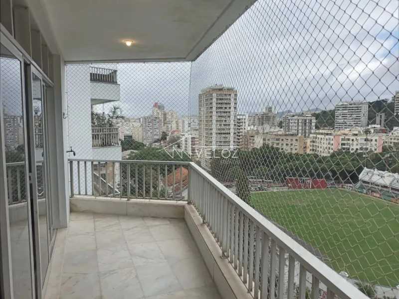 Apartamento em Laranjeiras