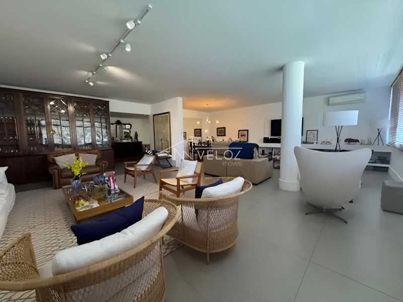 Apartamento em Leblon
