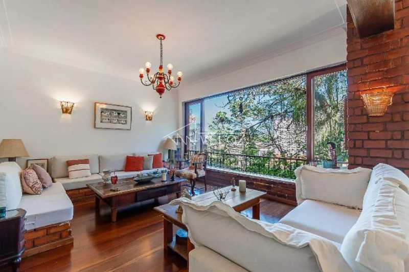 Casa de rua em Laranjeiras