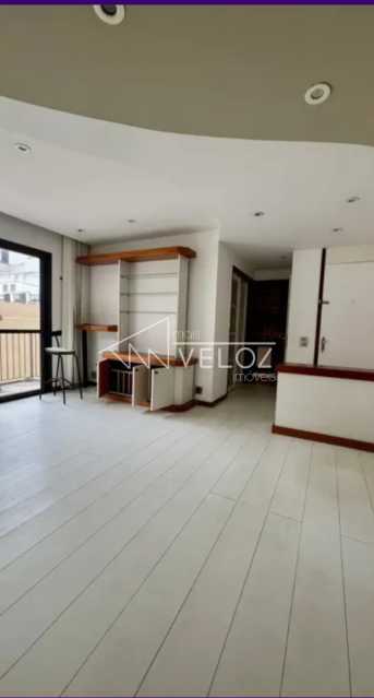 Apartamento em Lagoa