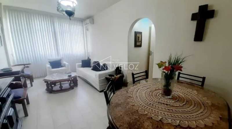 Apartamento em Laranjeiras