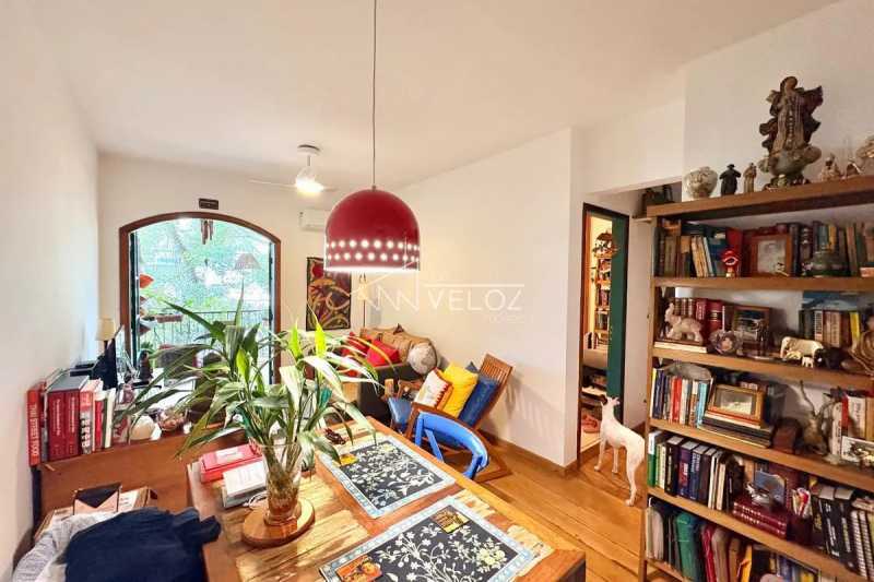 Apartamento em Humaitá