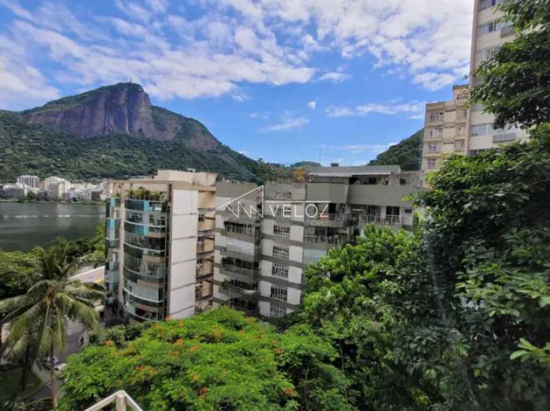 Apartamento em Lagoa
