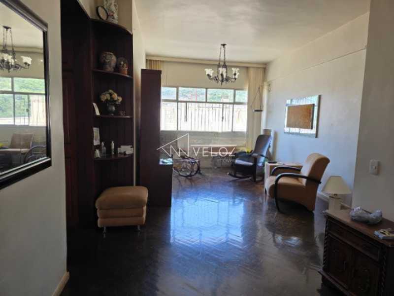 Apartamento em Humaitá