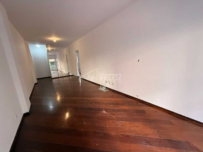 Apartamento em Humaitá