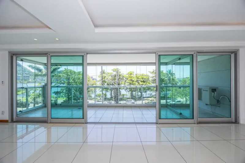 Apartamento em Lagoa