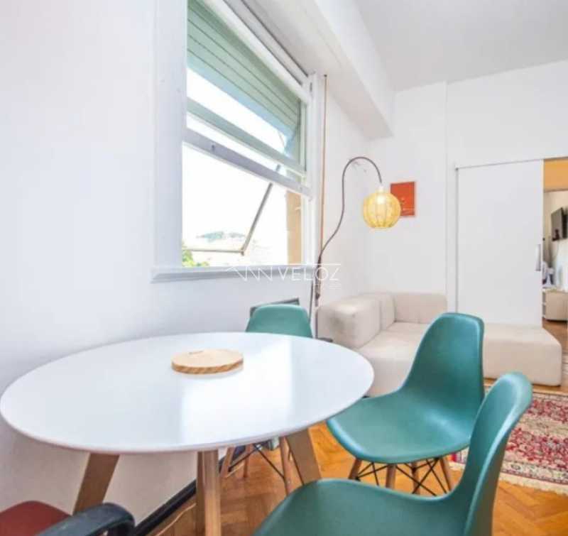 Apartamento em Cosme Velho
