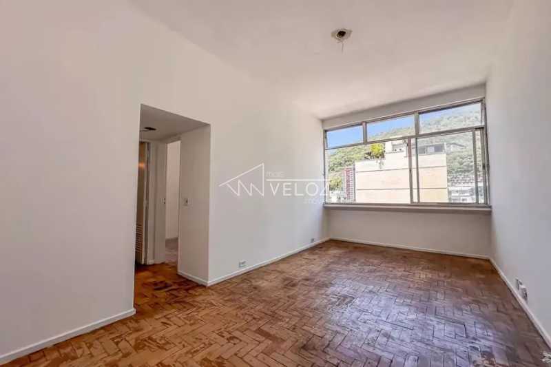 Apartamento em Humaitá