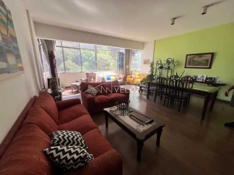 Apartamento em Lagoa