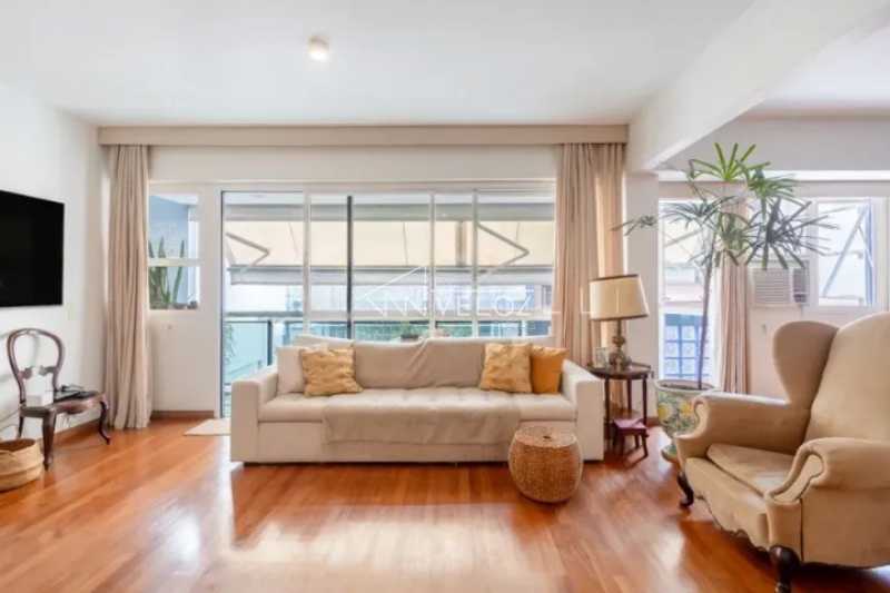 Apartamento em Leblon