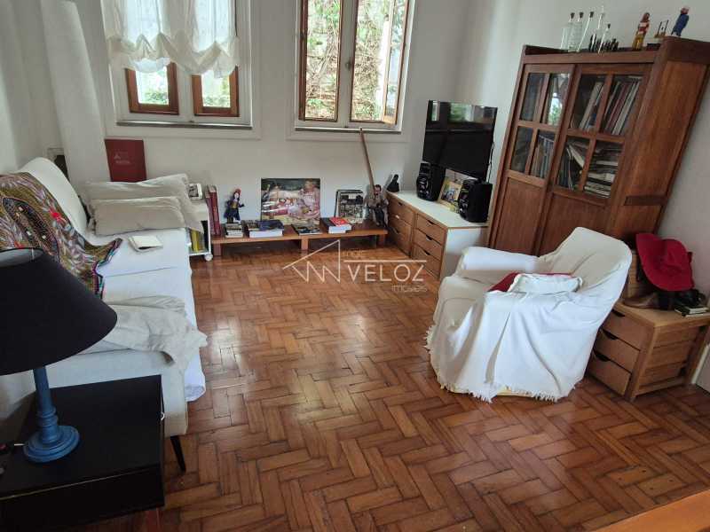 Apartamento em Cosme Velho