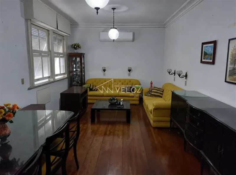 Apartamento em Laranjeiras