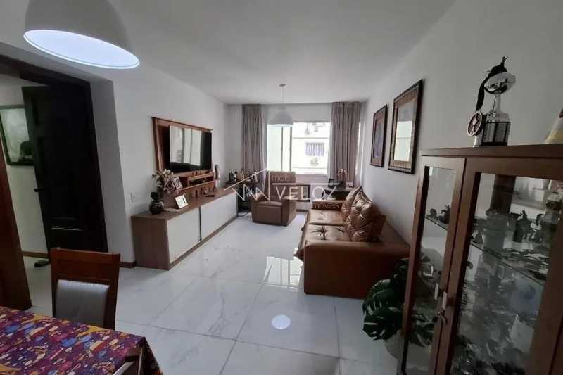 Apartamento em Leme