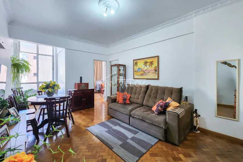 Apartamento em Glória