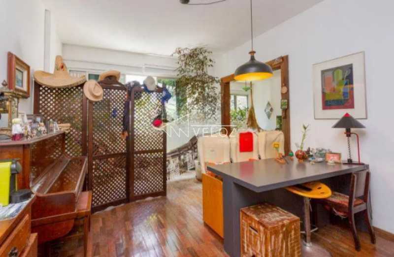 Apartamento em Lagoa