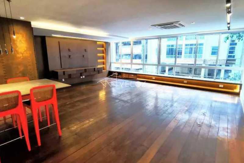 Apartamento em Leblon