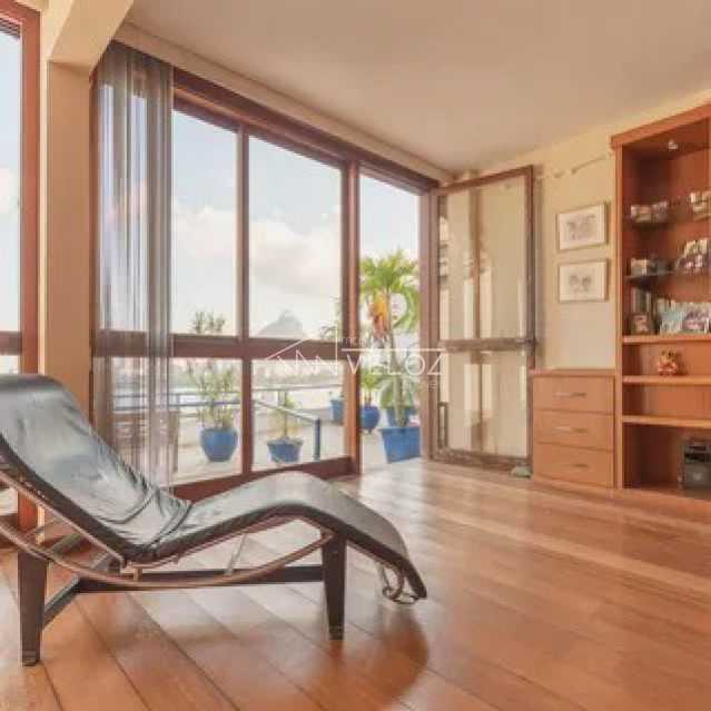 Apartamento em Lagoa