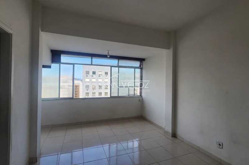 Apartamento em Glória