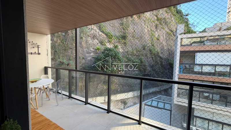 Apartamento em Laranjeiras