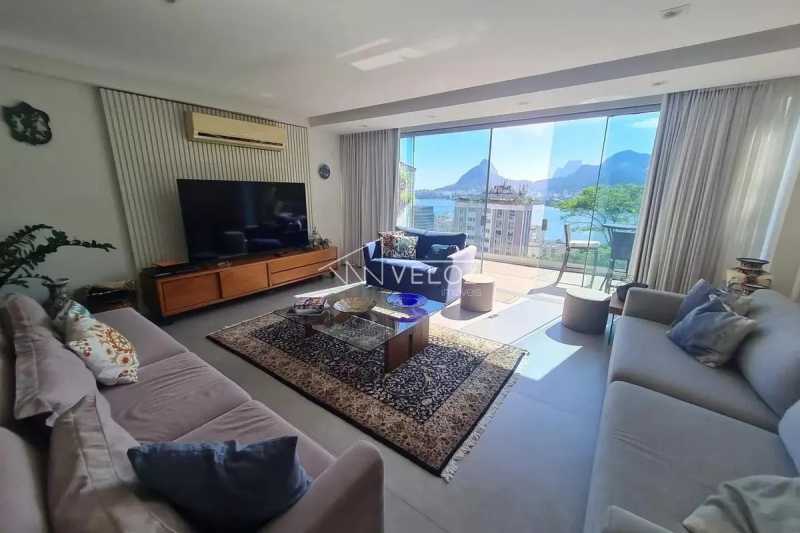 Apartamento em Humaitá