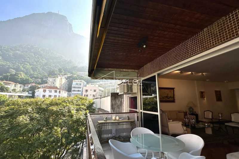 Apartamento em Jardim Botânico