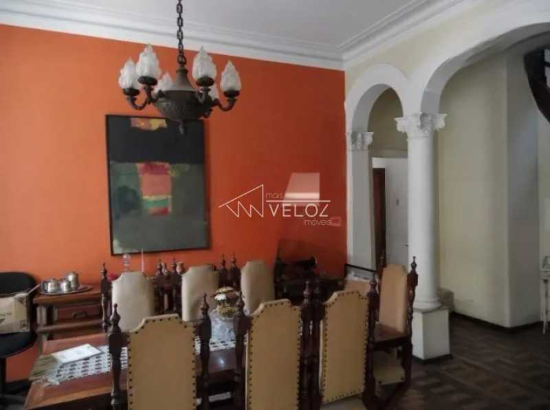 Casa de rua em Laranjeiras