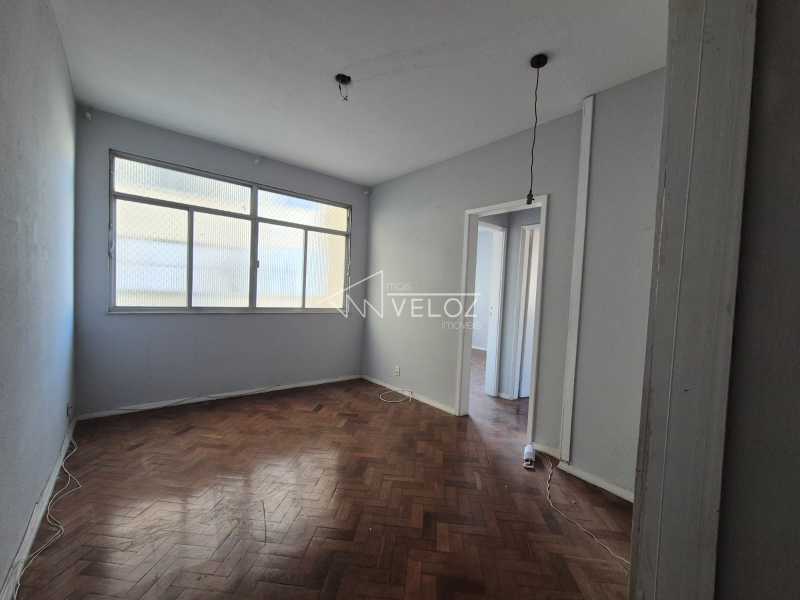 Apartamento em Glória